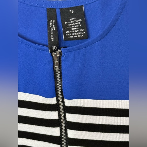 New Directions Petite Black and White Striped Top - Picture 3 of 5